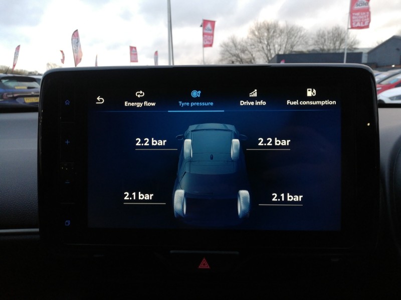 Used Toyota Yaris Cross 2022 for sale - 78129180: Photo 18