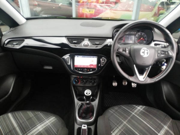Used Vauxhall Corsa 2015 for sale - 76233601: Photo 2