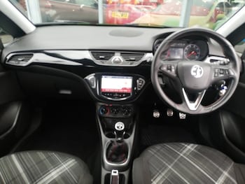 Used Vauxhall Corsa 2015 for sale - 76233601: Photo 2