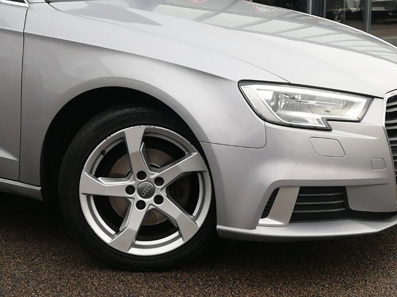 Used Audi A3 2018 for sale - 77731470: Photo 9