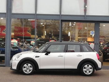 Used MINI Hatch 2023 for sale - 77433688: Photo