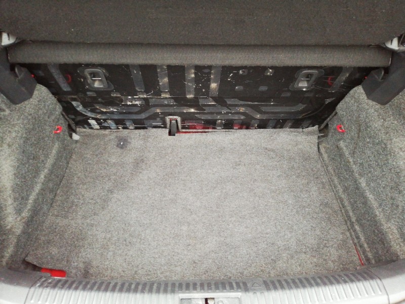 Used Volkswagen Polo 2015 for sale - 77419383: Photo 8