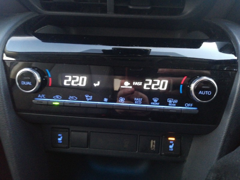 Used Toyota Yaris Cross 2022 for sale - 76925194: Photo 14