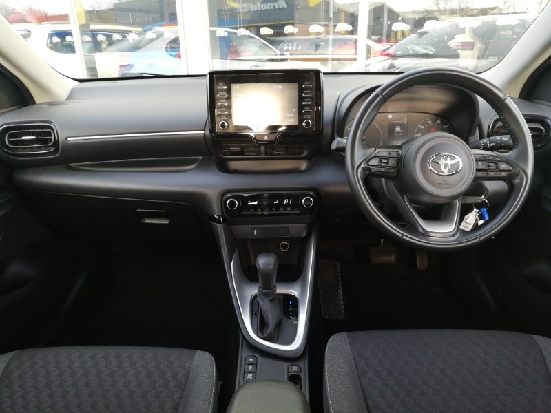Used Toyota Yaris 2022 for sale - 76907018: Photo 2