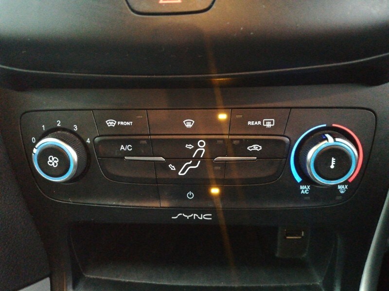 Used Ford Focus 2014 for sale - 76643958: Photo 13