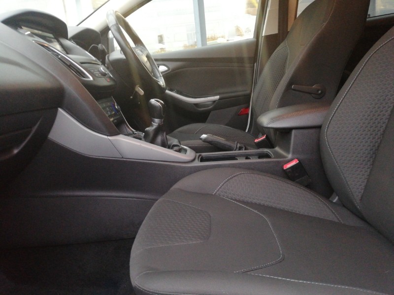 Used Ford Focus 2014 for sale - 76643958: Photo 5