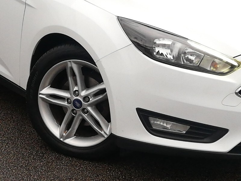 Used Ford Focus 2014 for sale - 76643958: Photo 9