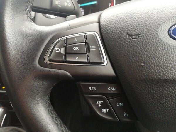 Used Ford Ecosport 2018 for sale - 76244292: Photo 19