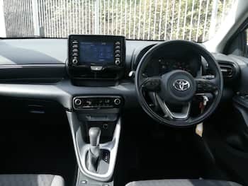 Used Toyota Yaris 2023 for sale - 79790145: Photo