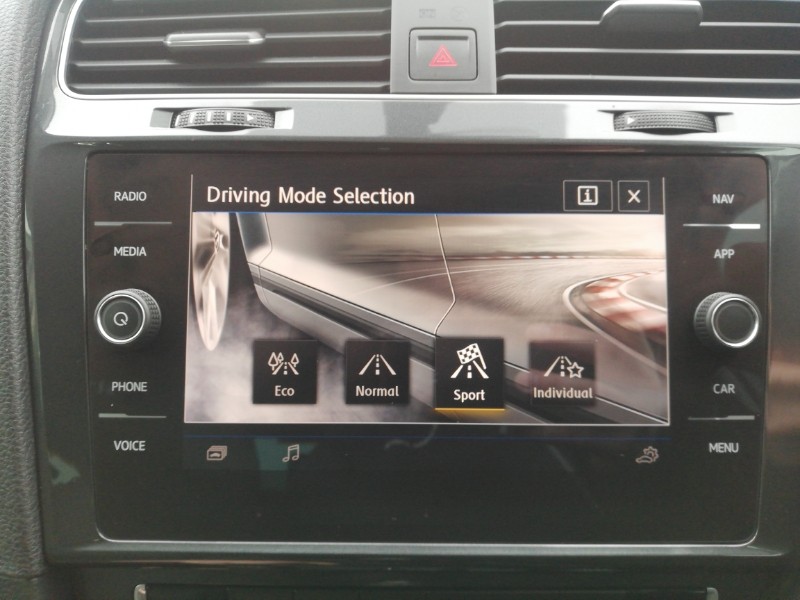 Used Volkswagen Golf 2019 for sale - 77548853: Photo 17