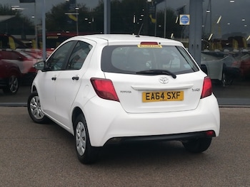 Used Toyota Yaris 2014 for sale - 75914263: Photo