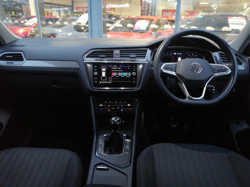 Used Volkswagen Tiguan Allspace 2024 for sale - 77228593: Photo 2