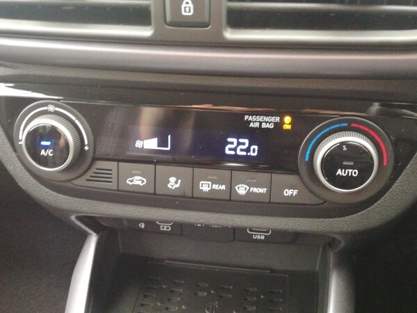 Used Hyundai i10 2024 for sale - 76238183: Photo 14