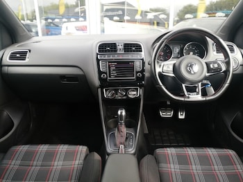 Used Volkswagen Polo 2017 for sale - 75591717: Photo