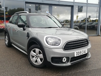 Used MINI Cooper 2019 for sale - 76066415: Photo