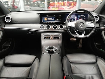 Used Mercedes-Benz E Class 2019 for sale - 76282060: Photo 2