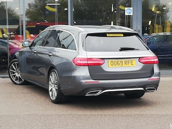 Used Mercedes-Benz E Class 2019 for sale - 76282060: Photo 3