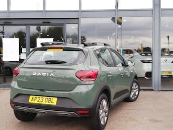Used Dacia Sandero Stepway 2023 for sale - 79420320: Photo