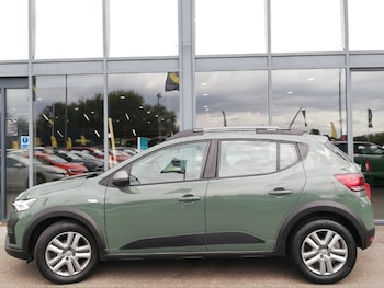 Used Dacia Sandero Stepway 2023 for sale - 79420320: Photo