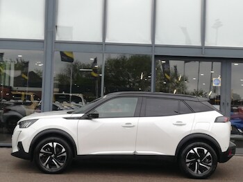 Used Peugeot 2008 2023 for sale - 78490386: Photo