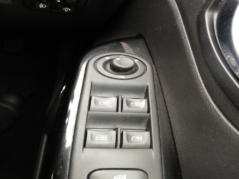 Used Renault Captur 2016 for sale - 77767609: Photo 19