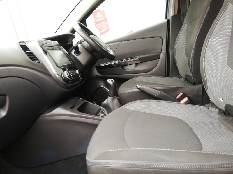 Used Renault Captur 2016 for sale - 77767609: Photo 5