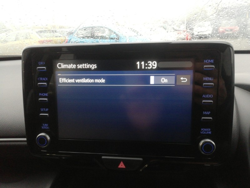 Used Toyota Yaris Cross 2022 for sale - 76816285: Photo 15