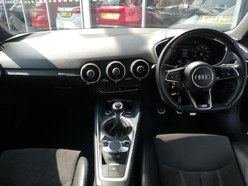 Used Audi TT 2017 for sale - 79440230: Photo