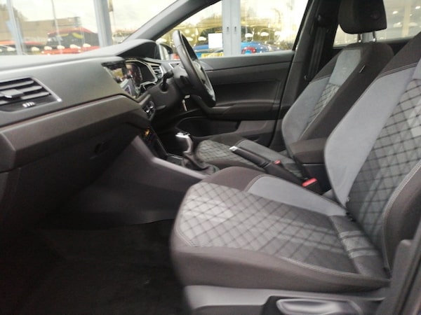 Used Volkswagen Polo 2024 for sale - 76195224: Photo 5