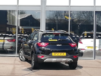 Used Kia Stonic 2021 for sale - 78580406: Photo