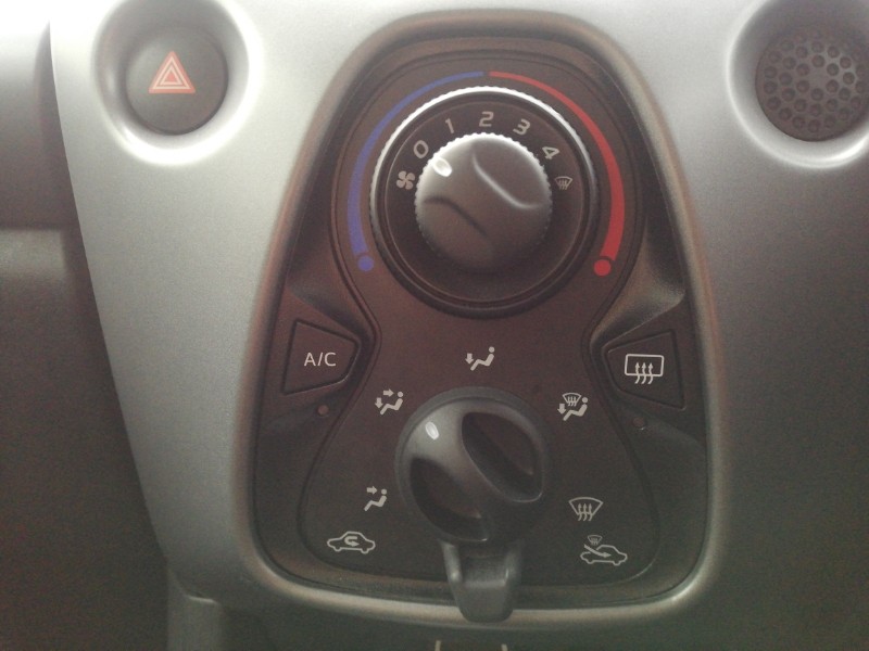 Used Toyota AYGO 2019 for sale - 76369717: Photo 14