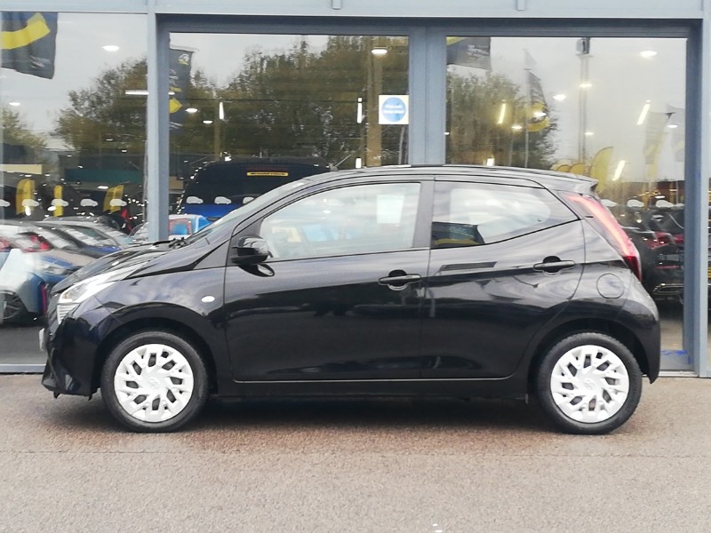 Used Toyota AYGO 2019 for sale - 76369717: Photo 4