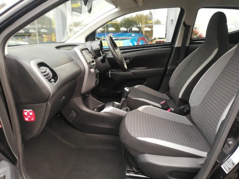 Used Toyota AYGO 2019 for sale - 76369717: Photo 5