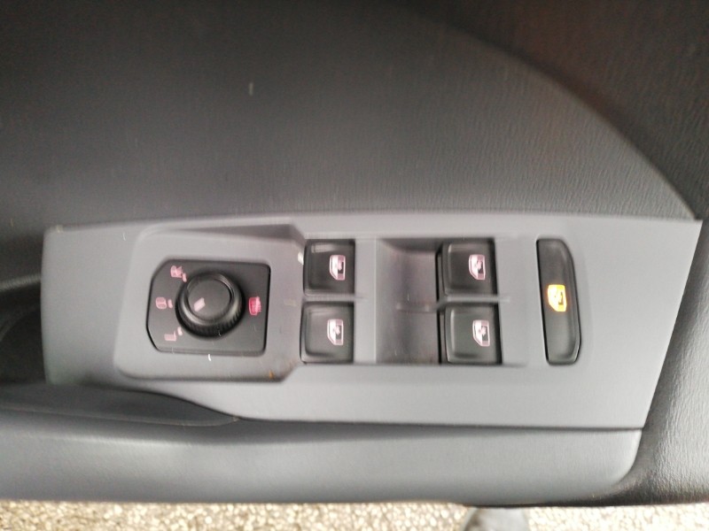 Used Volkswagen T-Cross 2020 for sale - 76920474: Photo 12