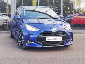Used Toyota Yaris 2022 for sale - 75909615: Photo