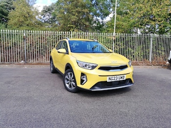 Used Kia Stonic 2023 for sale - 79610631: Photo