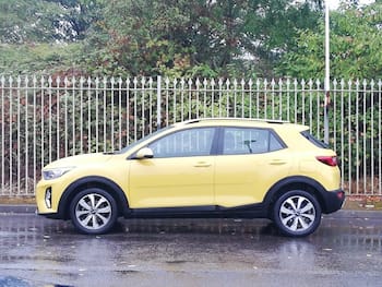 Used Kia Stonic 2023 for sale - 79610631: Photo