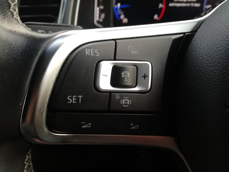 Used Volkswagen T-Roc 2021 for sale - 76556456: Photo 12