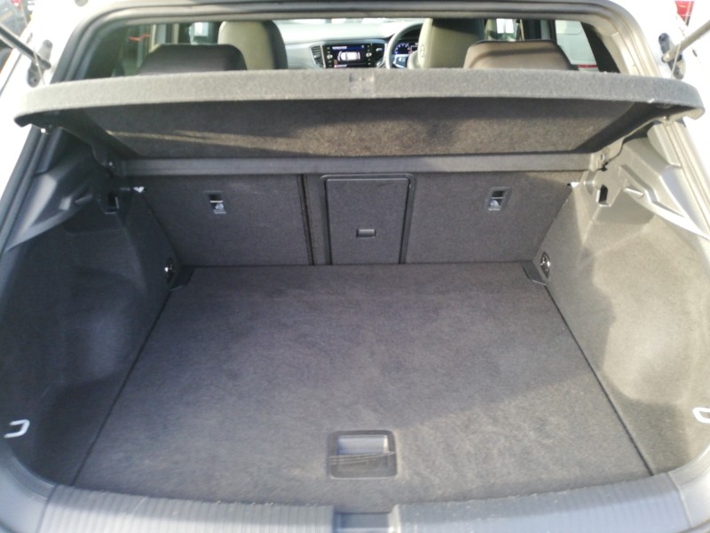 Used Volkswagen T-Roc 2021 for sale - 76556456: Photo 8