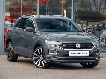 Used Volkswagen T-Roc 2018 for sale - 77358011: Photo