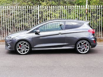 Used Ford Fiesta 2018 for sale - 79858013: Photo