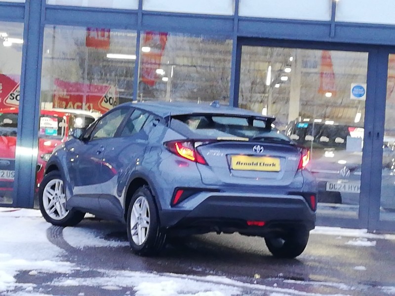 Used Toyota C-HR 2022 for sale - 77142052: Photo 3