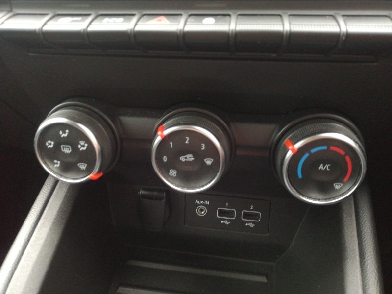 Used Renault Clio 2020 for sale - 76567124: Photo 14