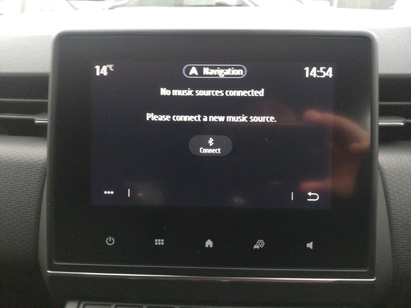 Used Renault Clio 2020 for sale - 76567124: Photo 17