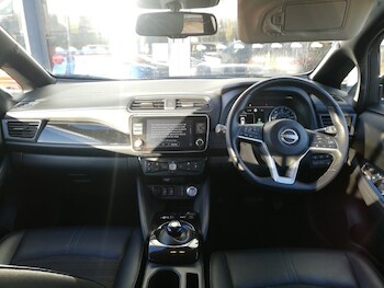 Used Nissan Leaf 2022 for sale - 76860380: Photo