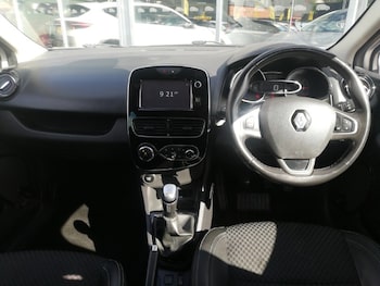 Used Renault Clio 2018 for sale - 78634365: Photo