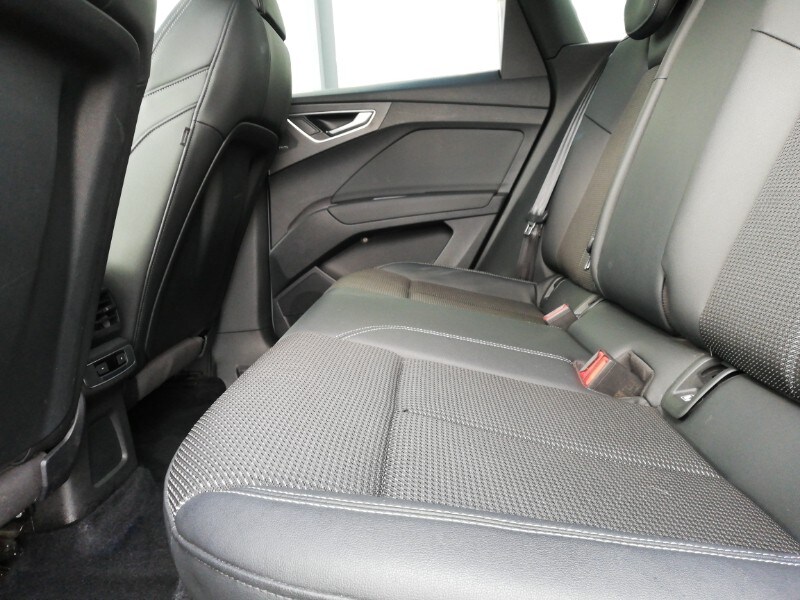 Used Audi Q4 e-tron 2021 for sale - 77847029: Photo 6