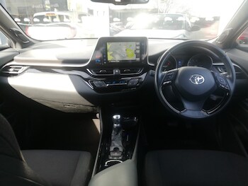 Used Toyota C-HR 2019 for sale - 78360924: Photo