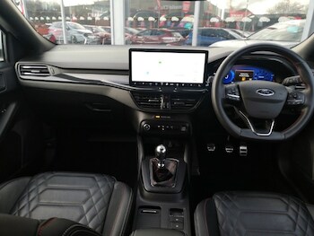 Used Ford Focus 2022 for sale - 77611103: Photo