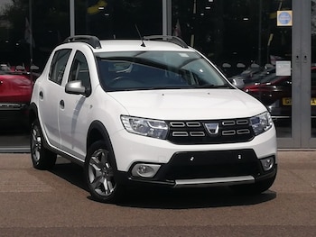 Used Dacia Sandero Stepway 2019 for sale - 79457936: Photo